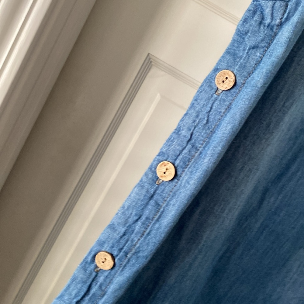 Universal Thread Blue Sleeveless Denim Button-Accent Shift Dress - Picture 3 of 7
